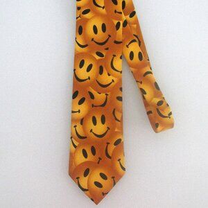 Smiley Face (NWOT) Men's Tie by Ralph Marlin